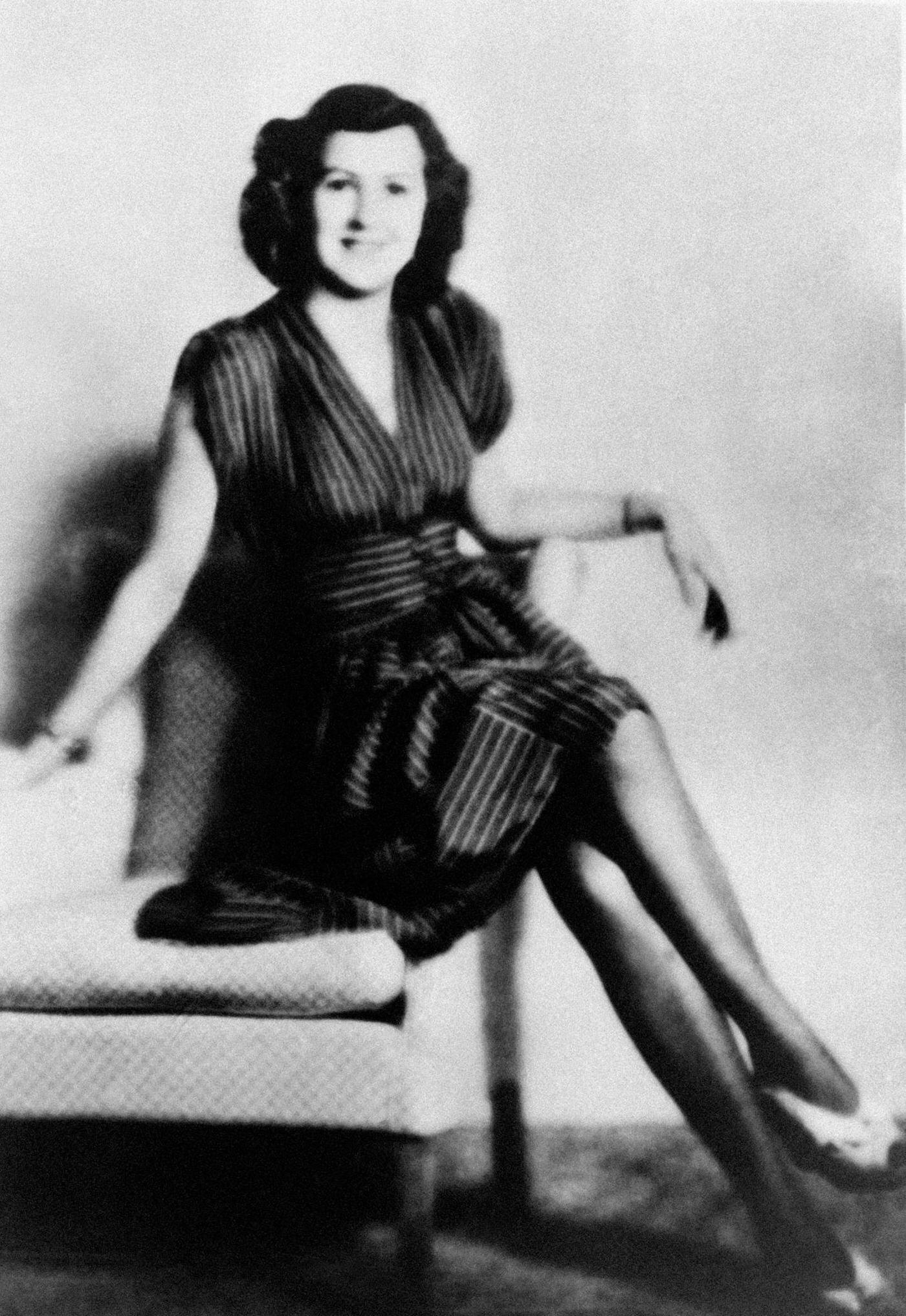 #32 Eva Braun, friend of Hitler, 1945