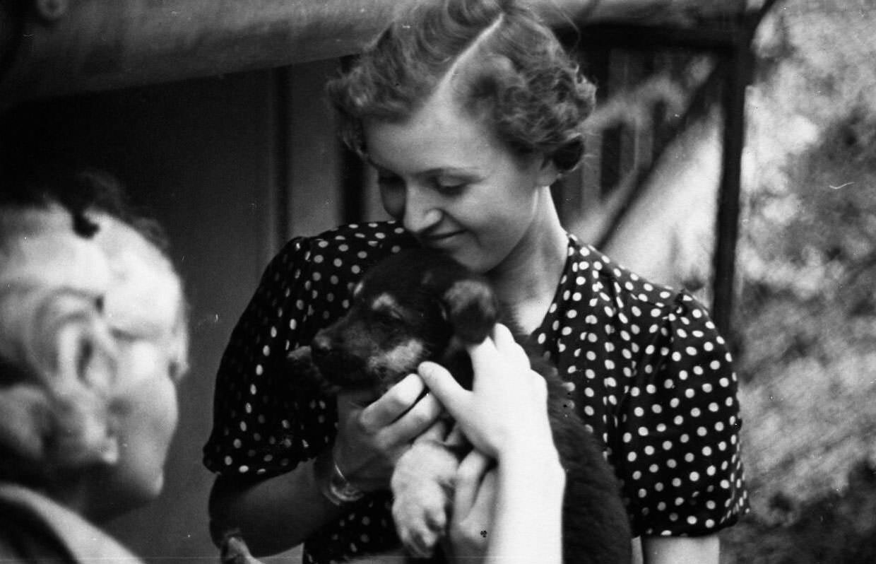 #48 Eva Braun, 1940s