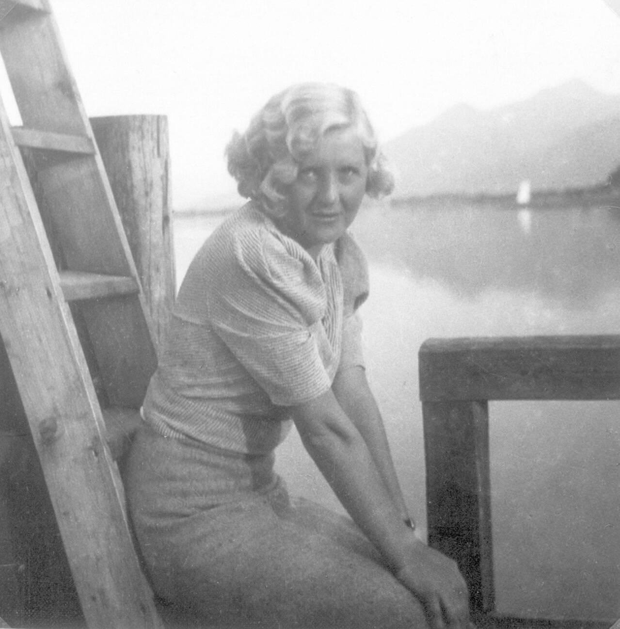 #49 Eva Braun, 1940s