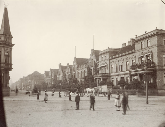 #1 Königstrasse, Hannover, 1880s.