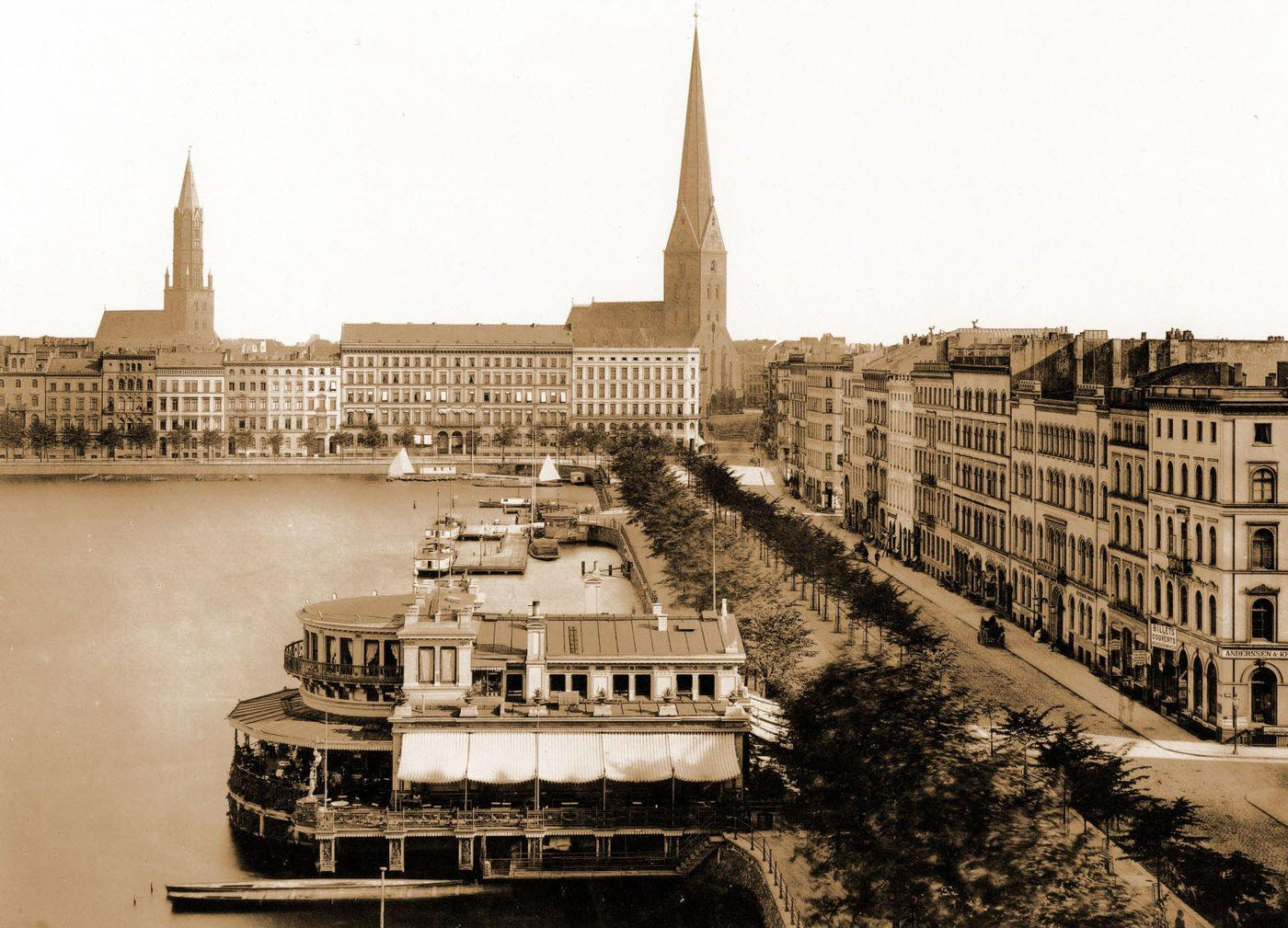 #49 Alsterdamm renamed to Ballindamm after Albert Ballin.