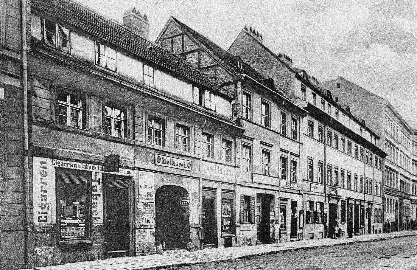 #90 Alt-Berlin: Mauerstrasse (16-12) with Gasthof ‘Zum Goldenen Hirschen’, 1889.