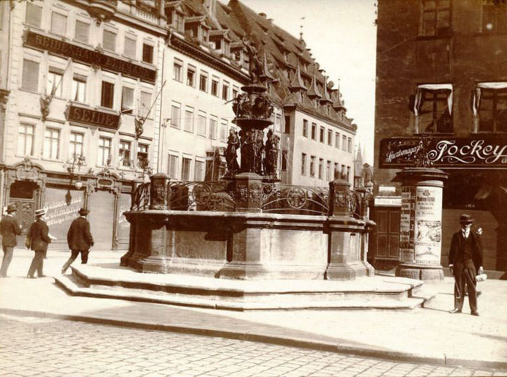 #102 Tugendbrunnen in Nuremberg