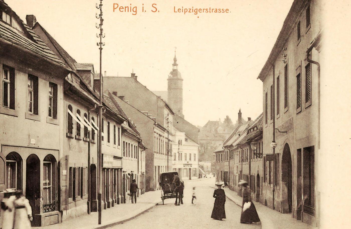 #33 Covered wagons in Penig, Churches, Landkreis Mittelsachsen, Germany, 1903.