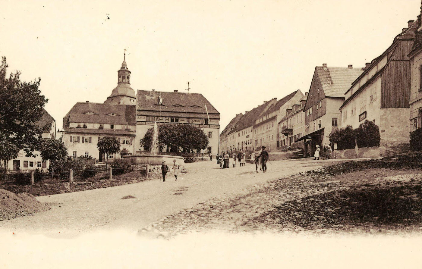 #49 Water wells in Saxony, Market squares in Landkreis Sachsische Schweiz-Osterzgebirge, 1901.