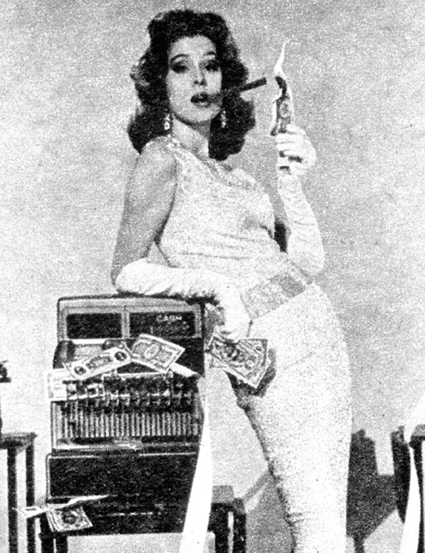 #38 Suzy Parker Poses as Glamorous Diva to Promote ‘The Interns,’ Los Angeles, 1961