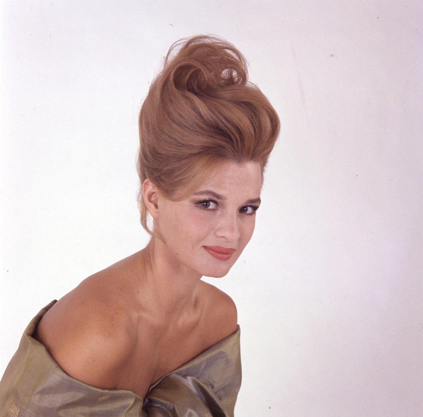 #48 Angie Dickinson Portrait, Los Angeles, 1962