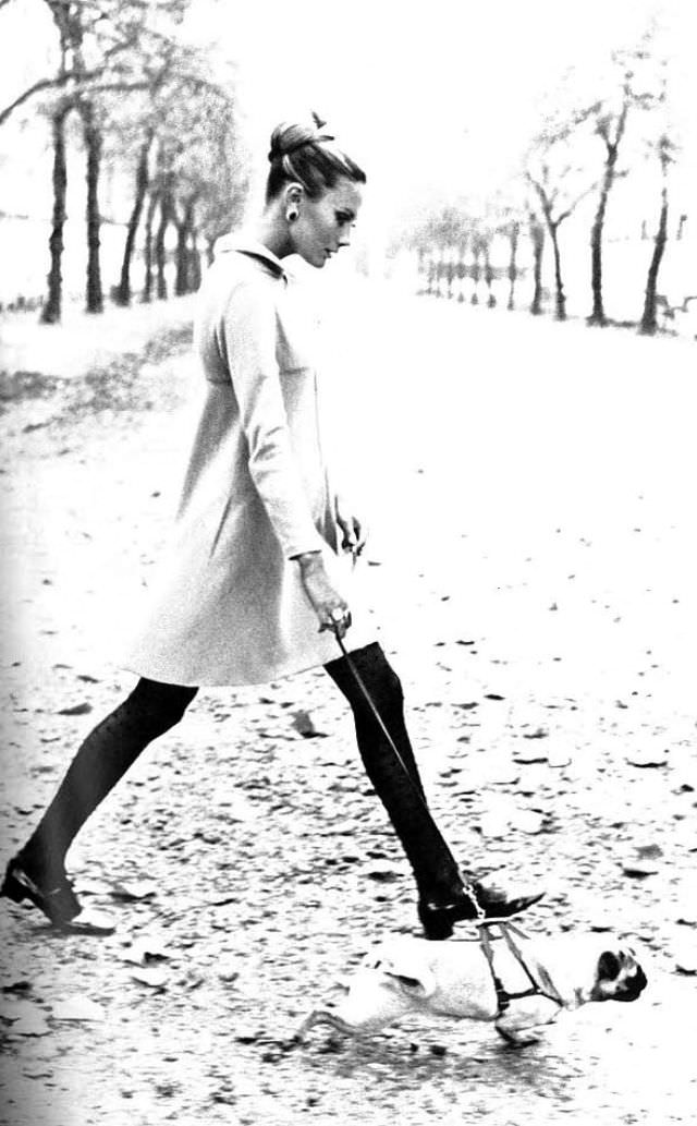 #11 Maud Adams in Bone-Beige Wool and Angora Dress by Polly Peck, Ronald Traeger Photo, Vogue UK, January 1967