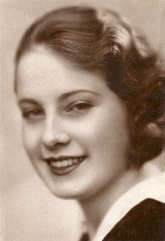 #3 Miss Belgium Janet Van Parys