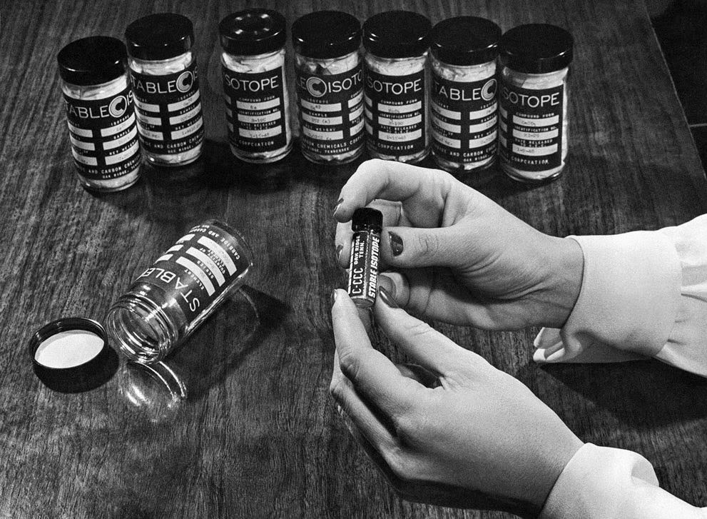 #20 Employee at Oak Ridge electromagnetic process plant with stable isotope Molybdenum 92, January 1948