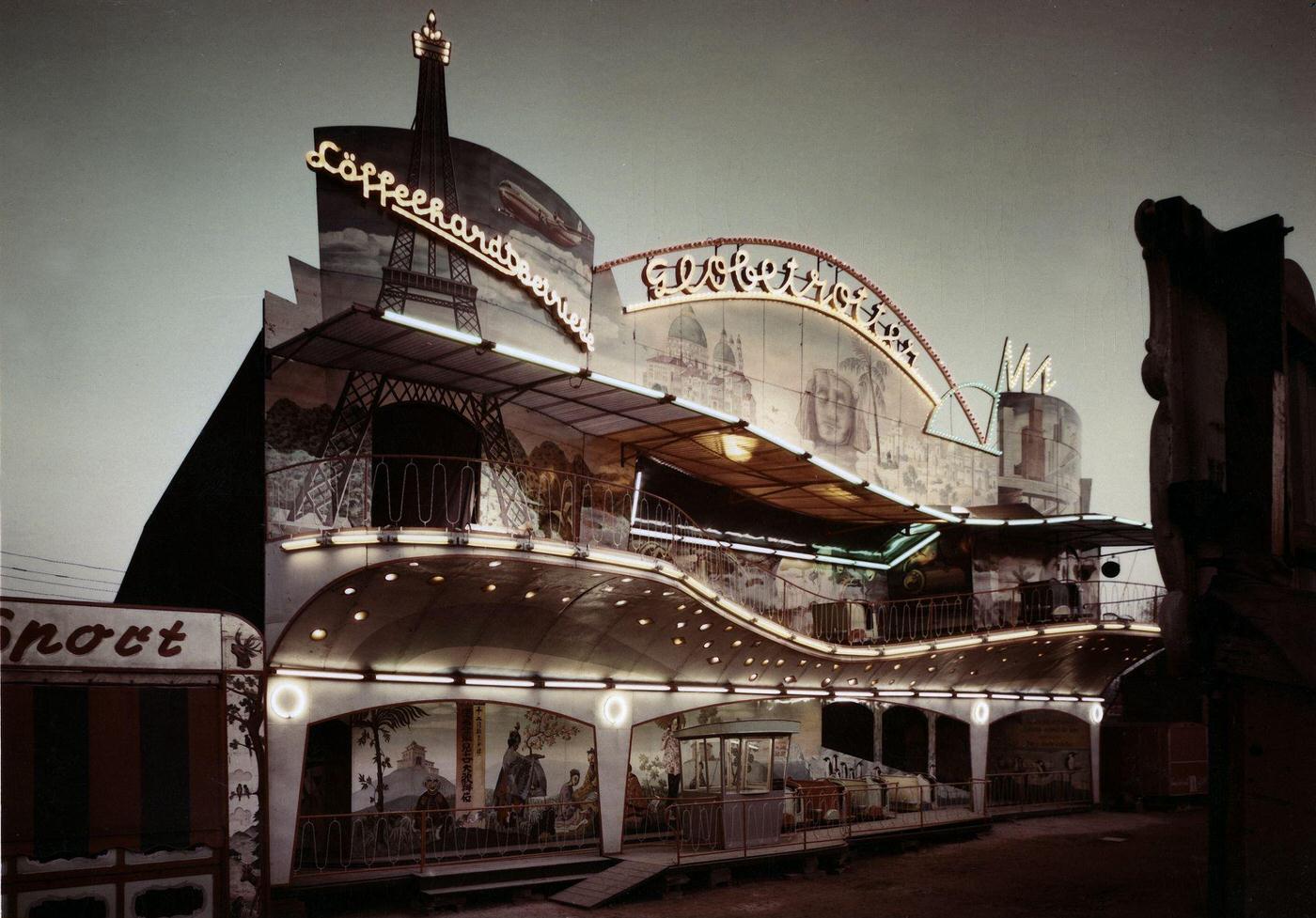#4 Funhouse at Oktoberfest Berlin, around 1960.