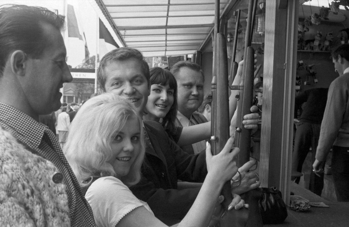 #49 Celebrities Jessy, Maria Duval, Joe Raphael, Heinz Jürgens at Munich Oktoberfest. 1960s.