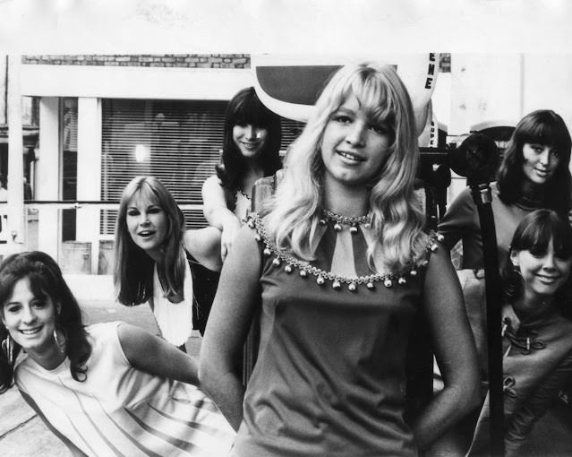 Discover Pan’s People: The Dance Phenomenon of the ’70s British TV – Dive into Exclusive, Vintage Photos