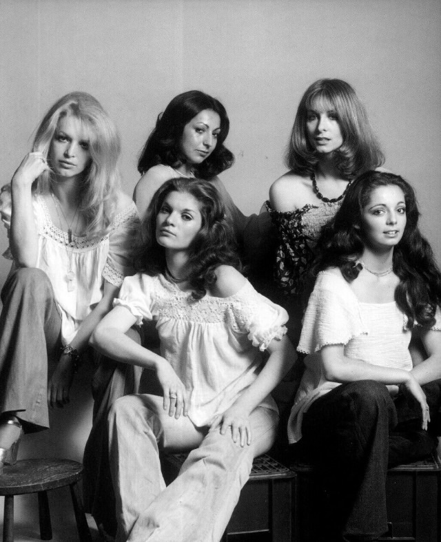Discover Pan’s People: The Dance Phenomenon of the ’70s British TV – Dive into Exclusive, Vintage Photos