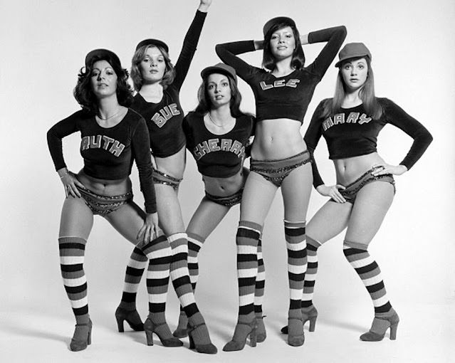 Discover Pan’s People: The Dance Phenomenon of the ’70s British TV – Dive into Exclusive, Vintage Photos