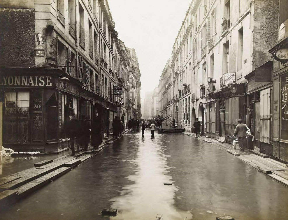 #117 Seine flood case (31 Jan 1910) – Rue St Andre des Arts. View of the street during the flood. 5th arrondissement.