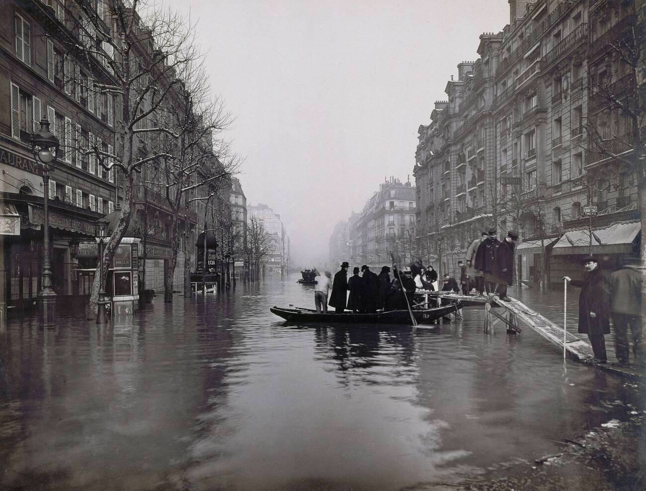 #34 Flood of the Seine – Rue de Lyon. Rue de Lyon, XIIth arr.