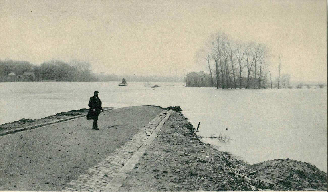 #63 Great Flood of Paris, 1910 – Gennevilliers.