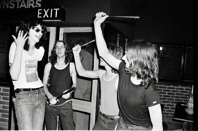 When Punk Hit London: The Ramones’ Summer of ’76 Music