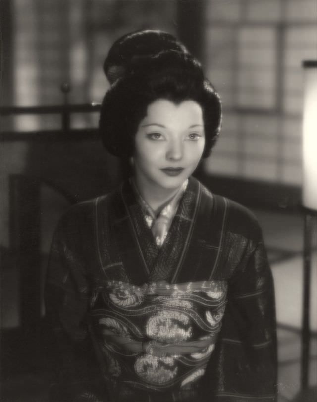 Sylvia Sidney and Her Unforgettable Performance in “Madame Butterfly” 1932 Movies &; TV