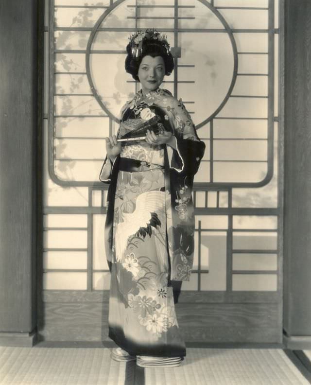 Sylvia Sidney and Her Unforgettable Performance in “Madame Butterfly” 1932 Movies &; TV