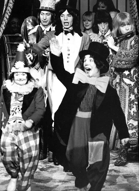 A Nostalgic Dive into the photos from The Rolling Stones Rock N’ Roll Circus Music