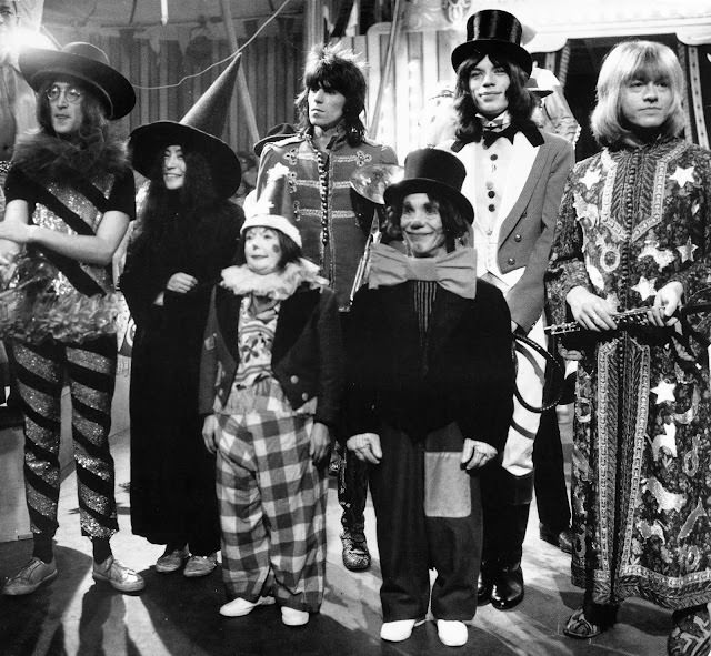 A Nostalgic Dive into the photos from The Rolling Stones Rock N’ Roll Circus Music