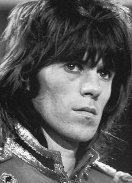 A Nostalgic Dive into the photos from The Rolling Stones Rock N’ Roll Circus Music
