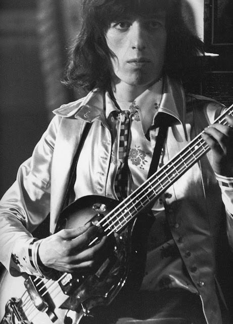 A Nostalgic Dive into the photos from The Rolling Stones Rock N’ Roll Circus Music