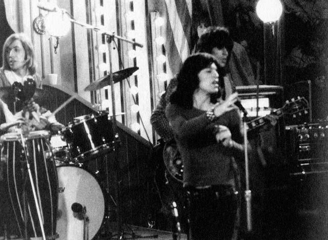 A Nostalgic Dive into the photos from The Rolling Stones Rock N’ Roll Circus Music