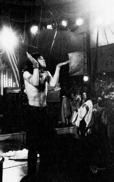 A Nostalgic Dive into the photos from The Rolling Stones Rock N’ Roll Circus Music