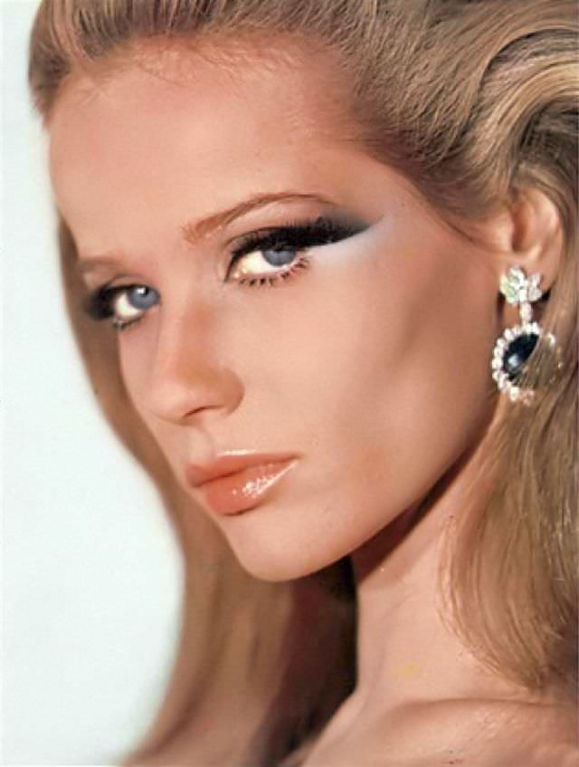 #15 Veruschka, jewelry by Bulgari, 1967