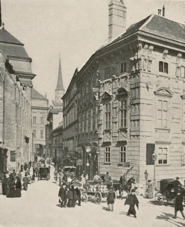 #113 Augustinerstrasse, Vienna, 1900