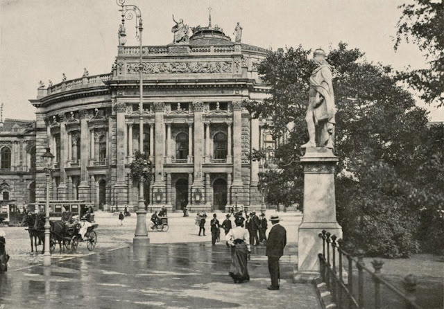 #125 Hofburgtheater, Vienna, 1900
