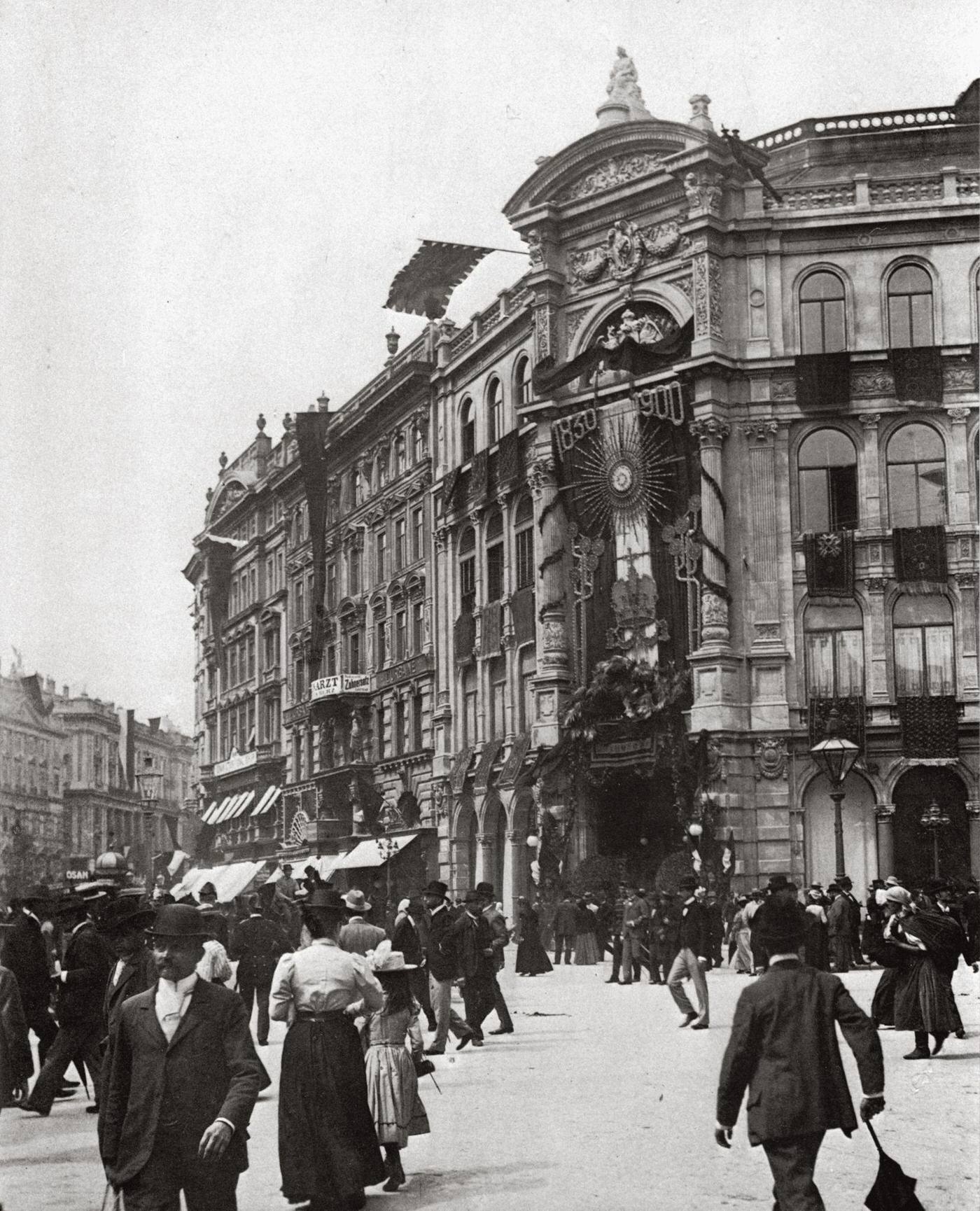 #21 Stock-im-Eisen-square in Vienna, View on Graben, Institute for Technical Chemistry of the Vienna University of Technology today, Vienna, 18th of August 1900s
