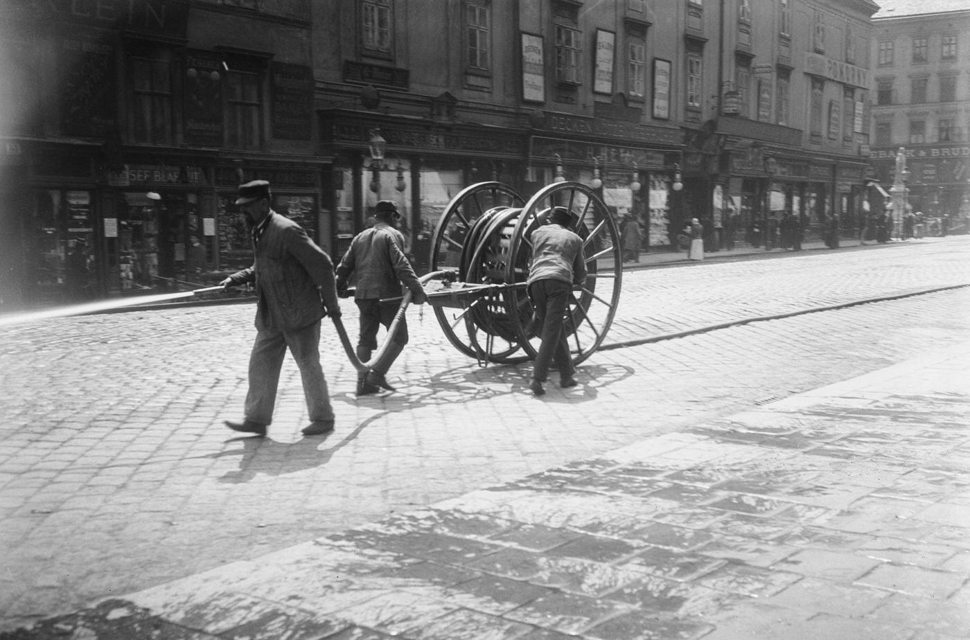 #48 Men are cleaning the Mariahilfer Strasse, Vienna, 1900s