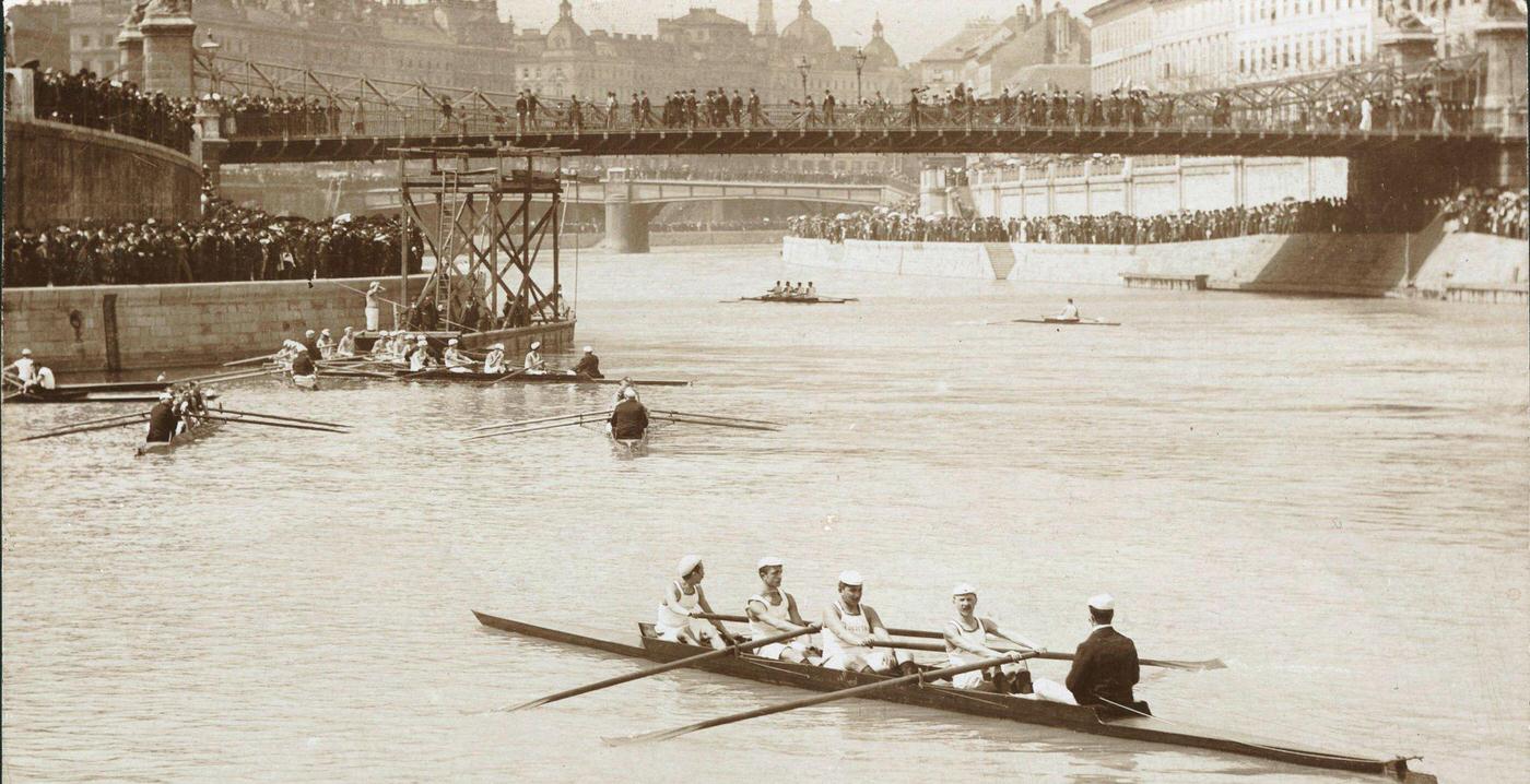 #85 Rowers at the Danube channel, Vienna, Postcard, 1.5. 1904
