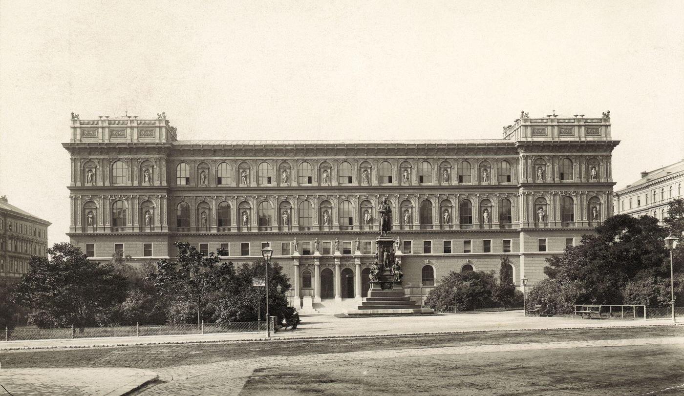 #9 Academy – Akademie der bildenden Kuenste, in Vienna, Around 1900s