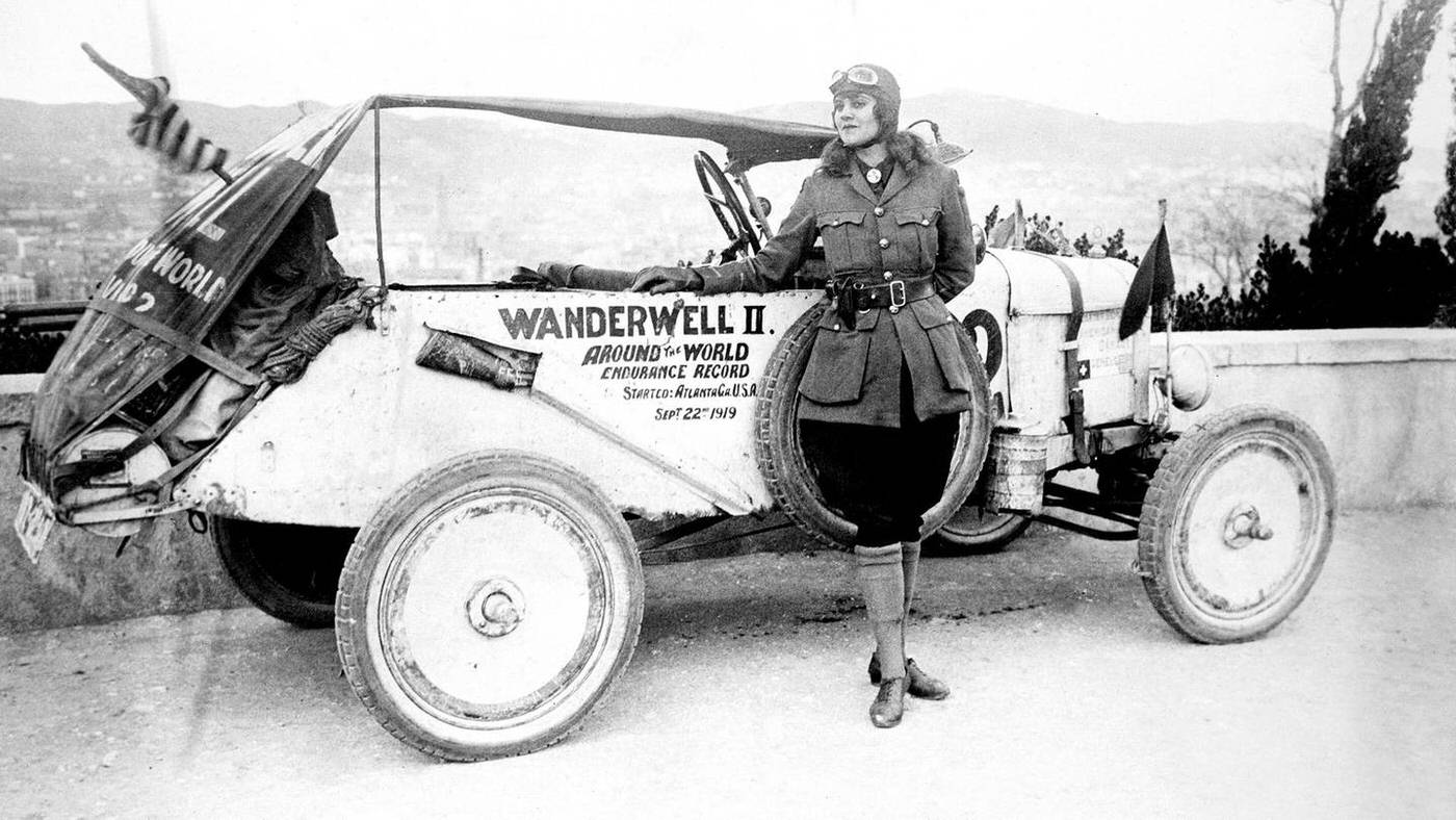 #10 Wanderwell Portrait Car