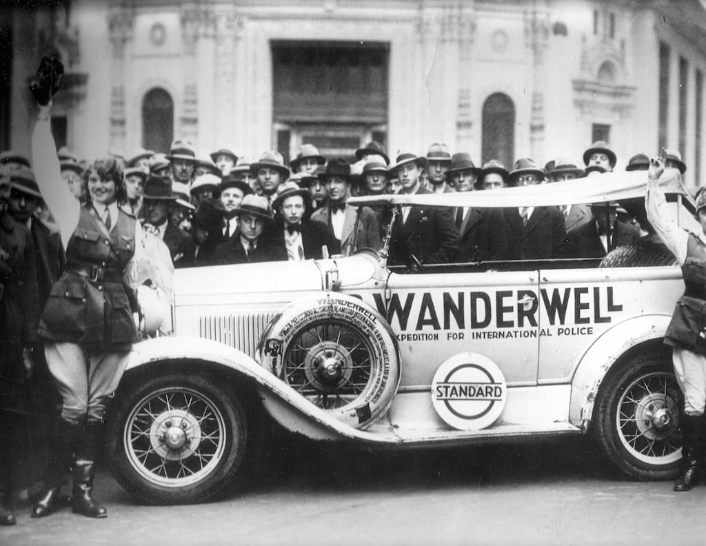 #17 The Mysterious Aloha Wanderwell