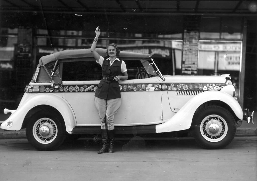 #62 Wanderwell Travels the World in a Ford