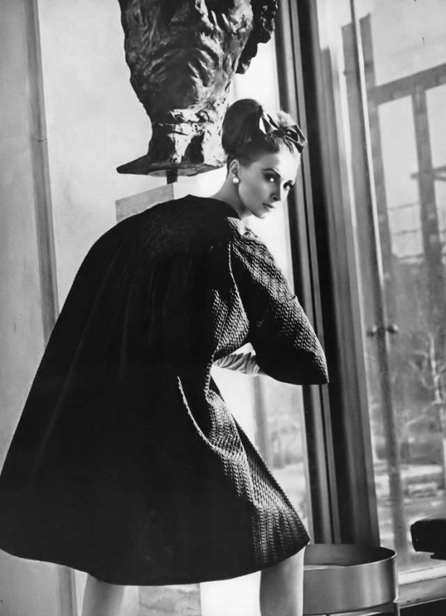 #27 Wilhelmina in Quilted Coat by David Kidd, Lincoln Center, 1963