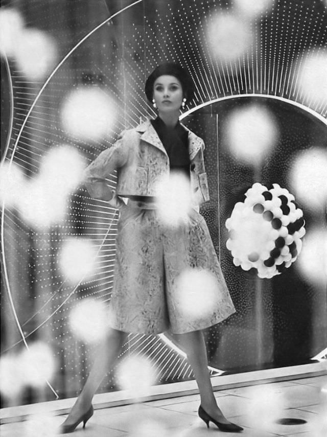 #7 Fashion Shot, 1961