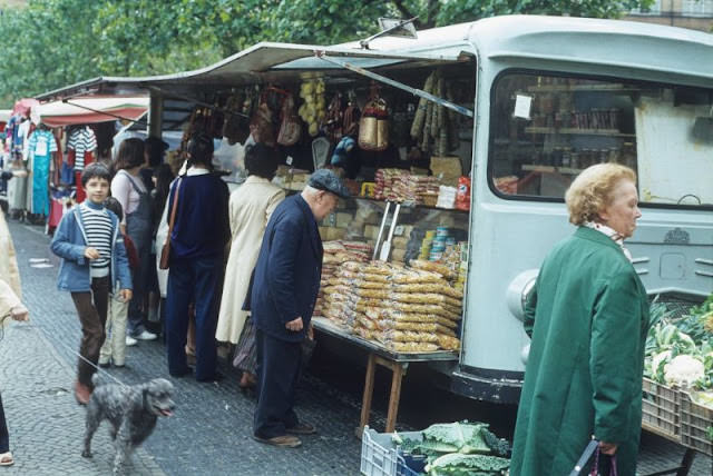 #12 Market at Place Flagey, Ixelles, 1980