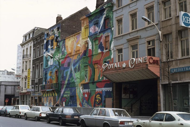 #30 Royal Ciné cinema, rue Charles Rogier (on the right of the Rogier Tower), Saint-Josse-ten-Noode, 1981
