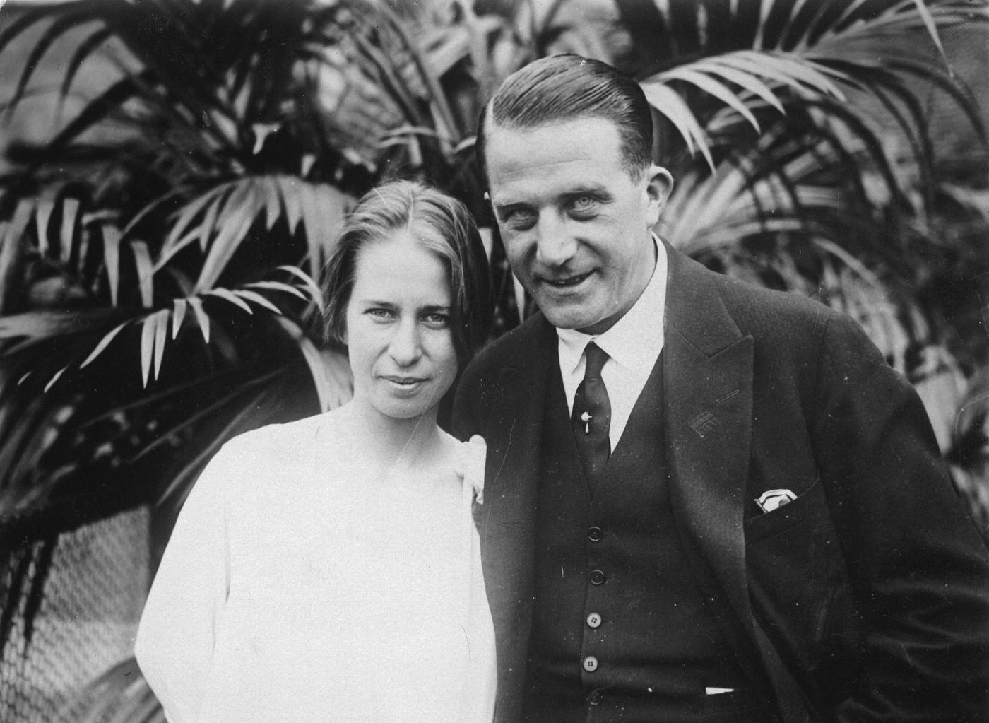 #22 Clärenore Stinnes with Fiancé Axel Söderström, 1930