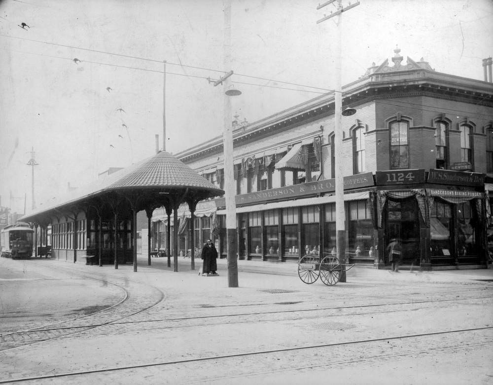 #109 Denver City Tramway Central Loop at 15th and Arapahoe Streets, trolley approaching passenger pavilion, 1900s