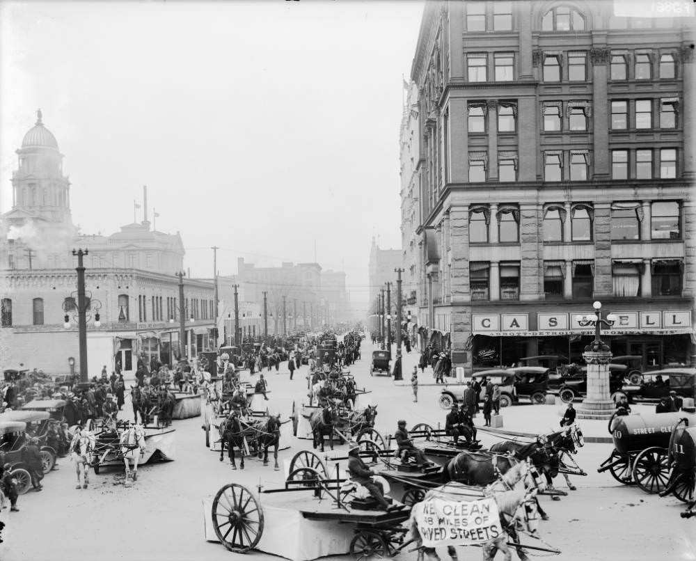 #117 Denver Sanitation Street Sweepers at Broadway and 16th Streets, 1905