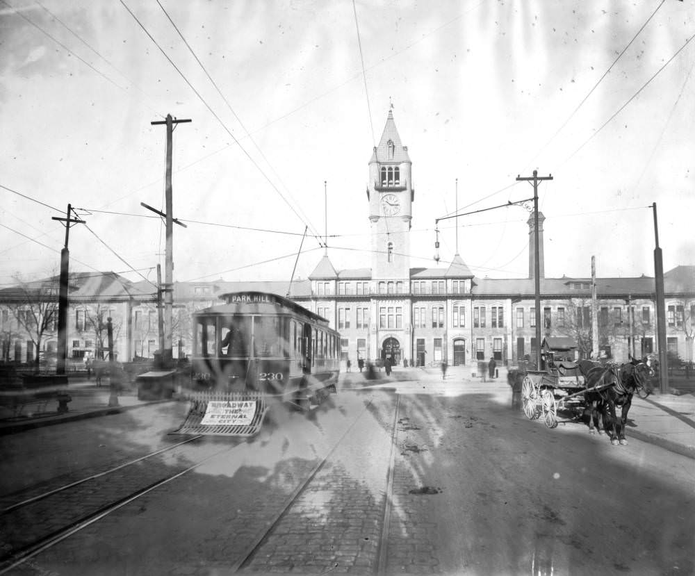 #35 Denver Tramway trolley No. 230 in front of Union Station, featuring advertisement for Broadway play, 1905.