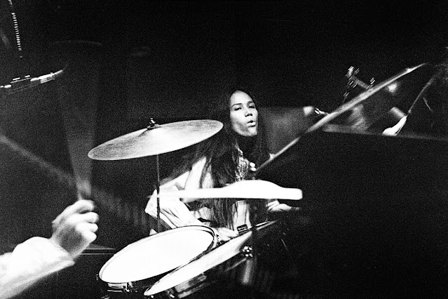 Fanny on the Stage: Pioneering All-Female Rock Band of the 1970s Music